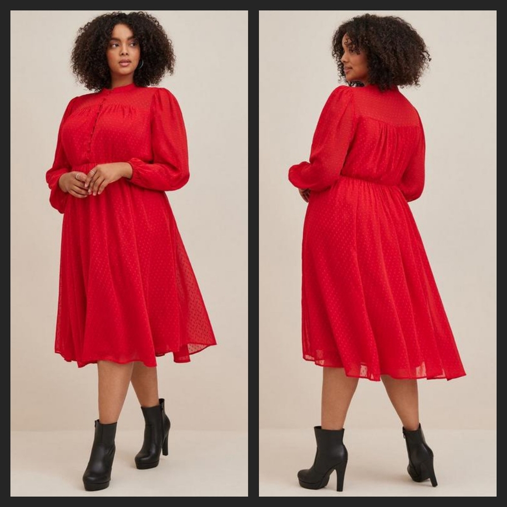 NWT Midi Clip Dot Chiffon Button Front Dress